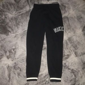 nike joggers